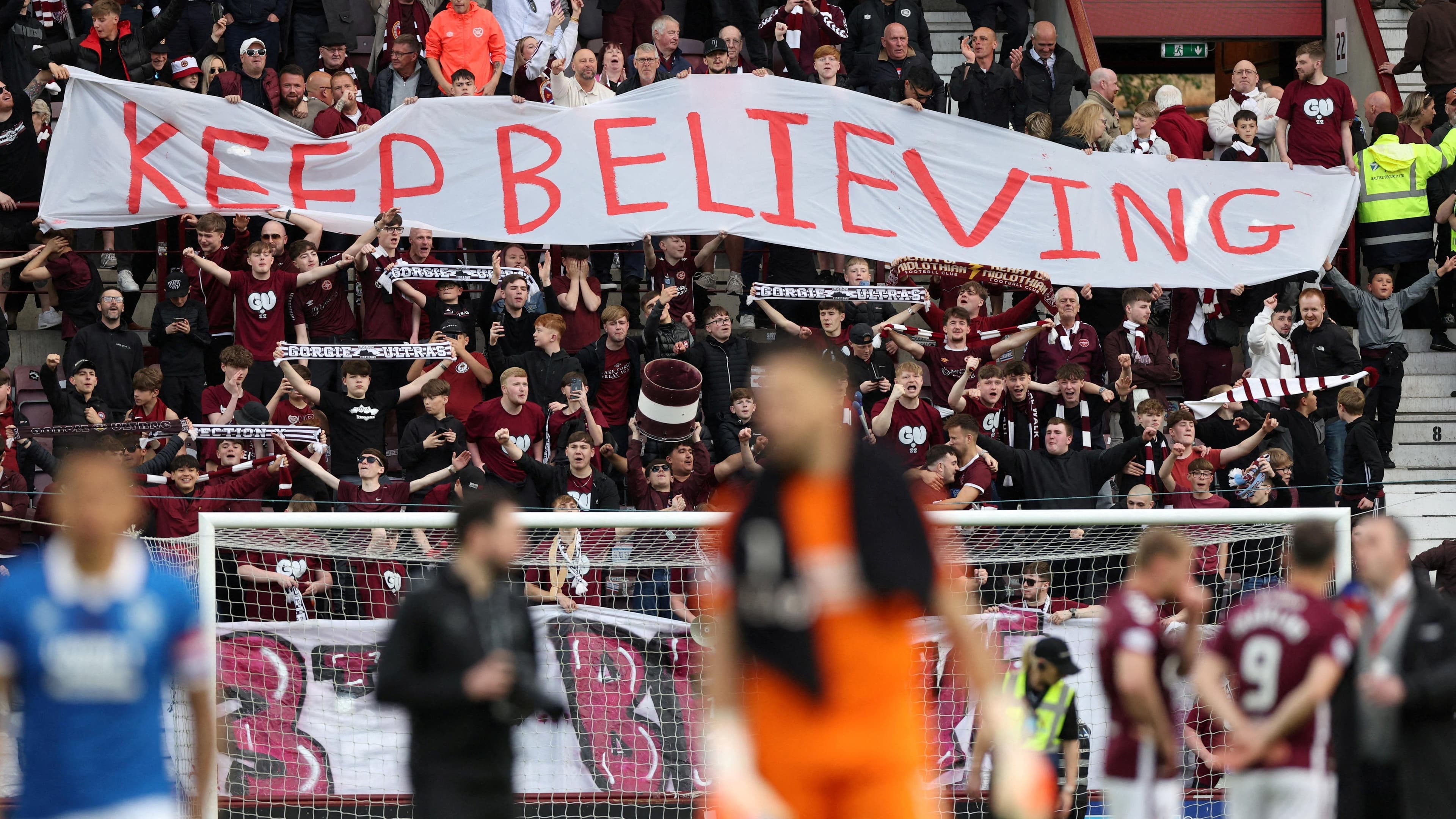 Hearts superfans remain 'supremely confident' for title win over Celtic