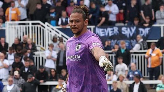 Ashmore among six released by Boreham Wood