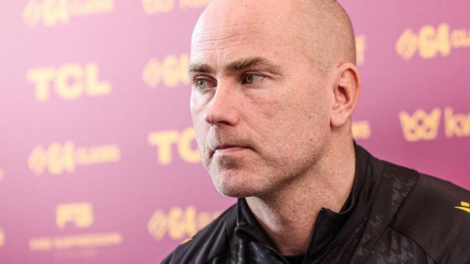 Askou on 'really cool' split, new training facility & Hearts