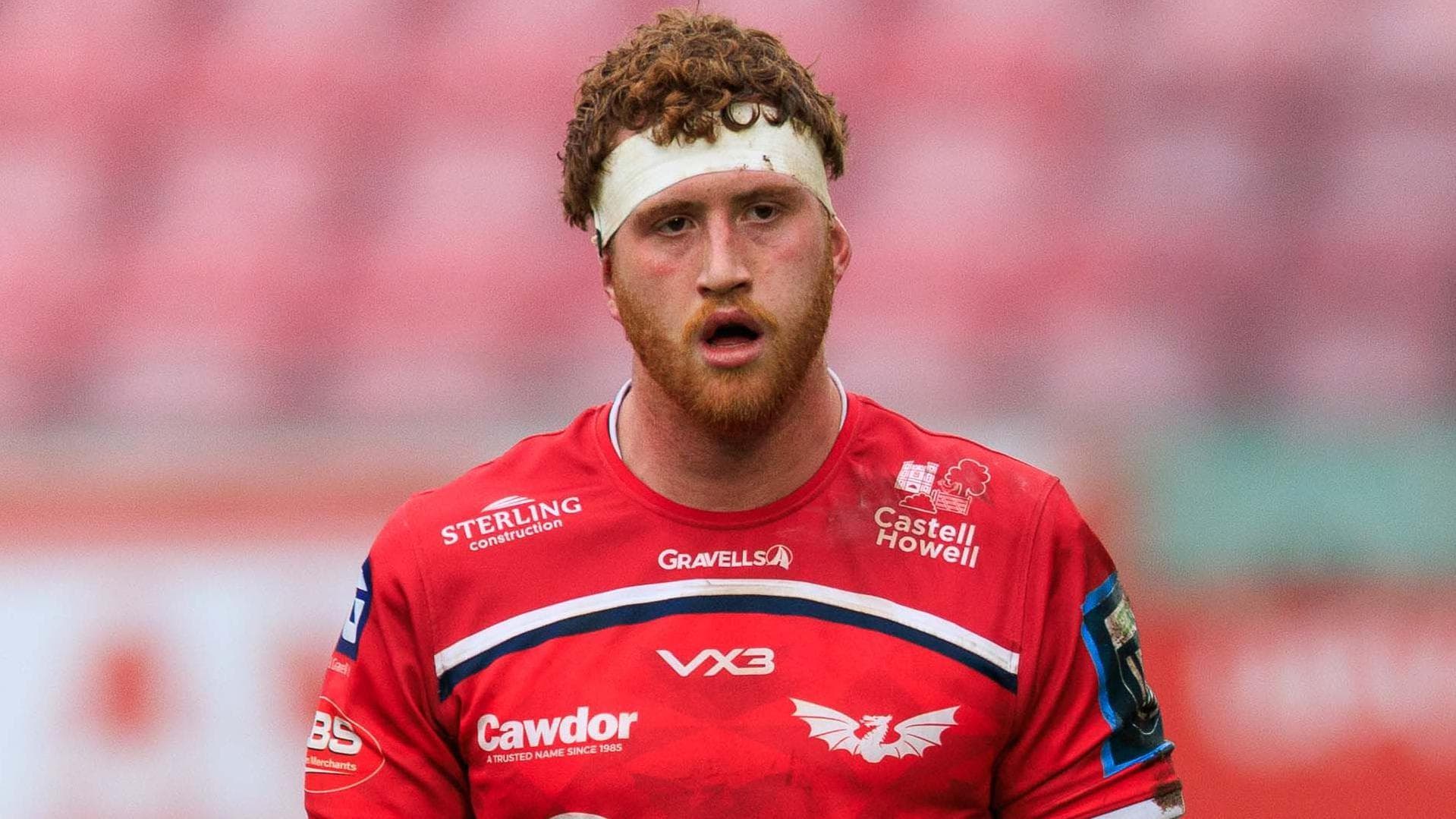Scarlets agree permanent deal with loanee Cuckson