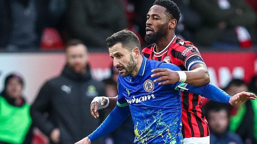 Conneely offered new terms by Accrington