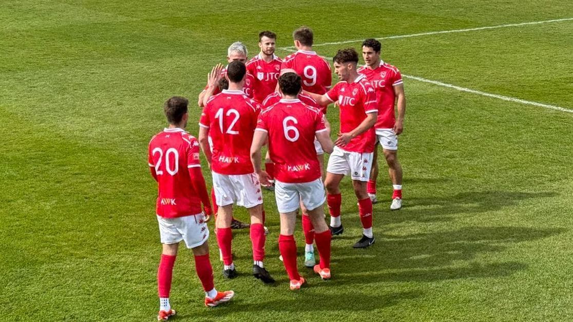 Bickley double helps Bulls close in on play-off place