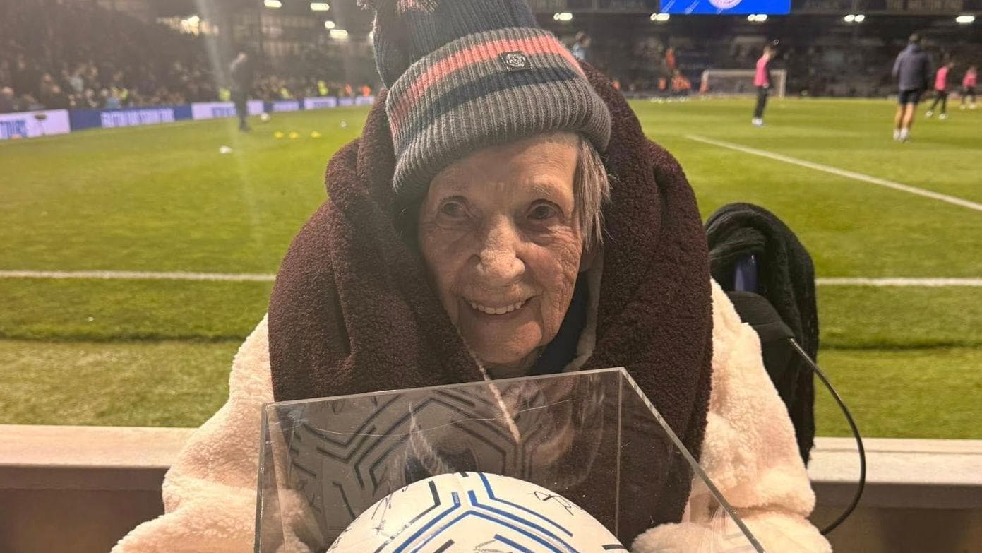 105-year-old mascot cheers on local team