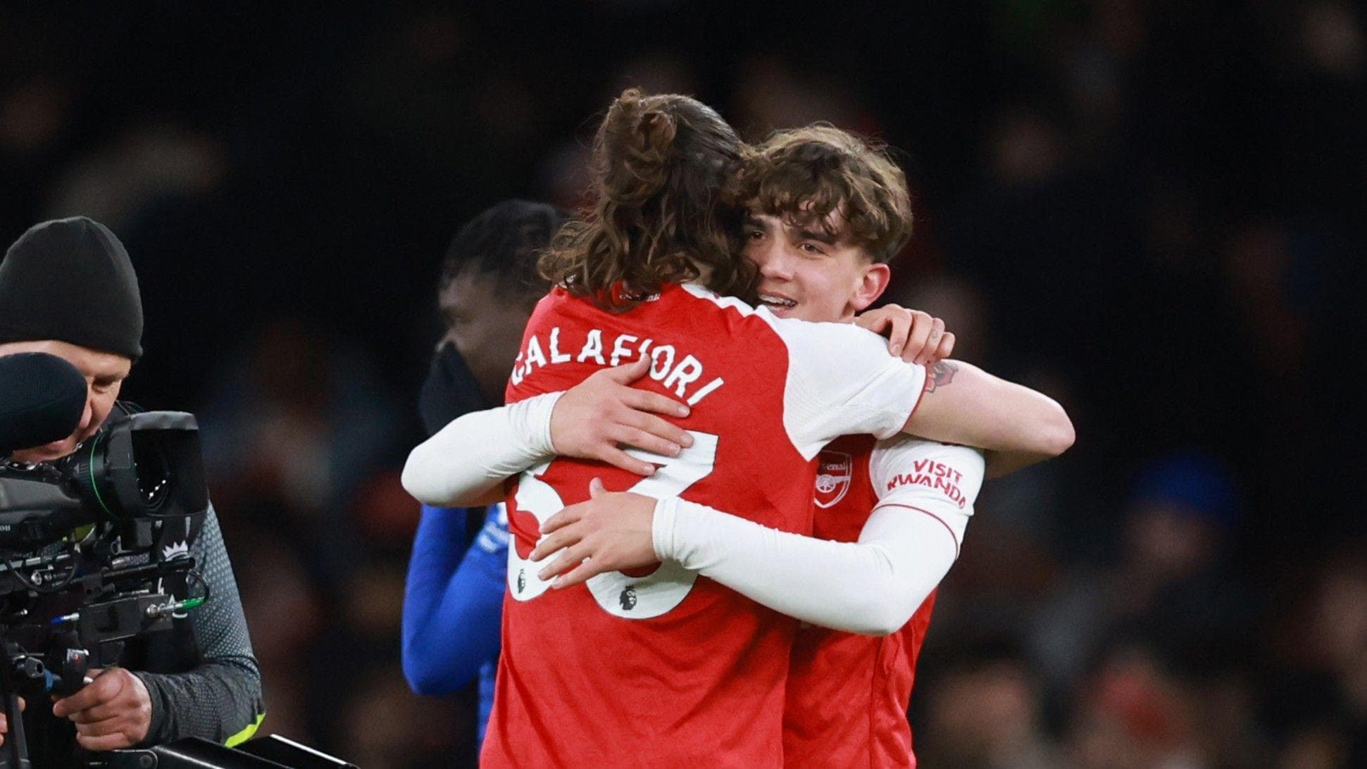 Calabrese Cheers as Dowman Triumphs in Thrilling Race Win!