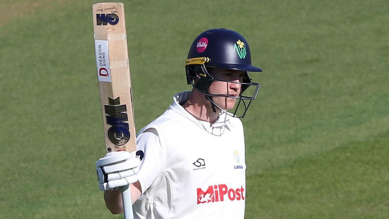 Kellaway ton puts Glamorgan on top against Bears