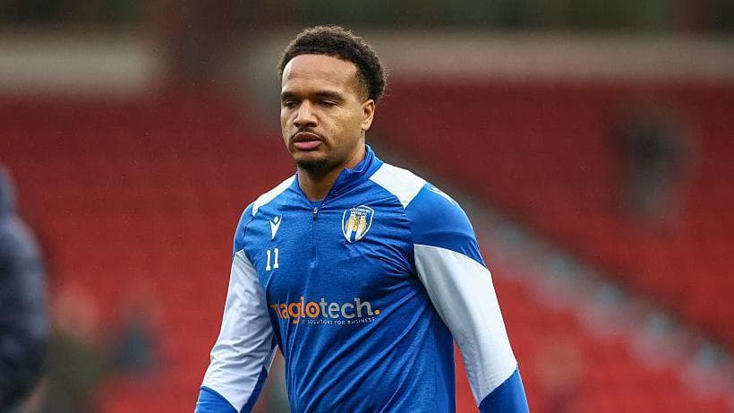 Rochdale sign Gordon and Baptiste on loan deals