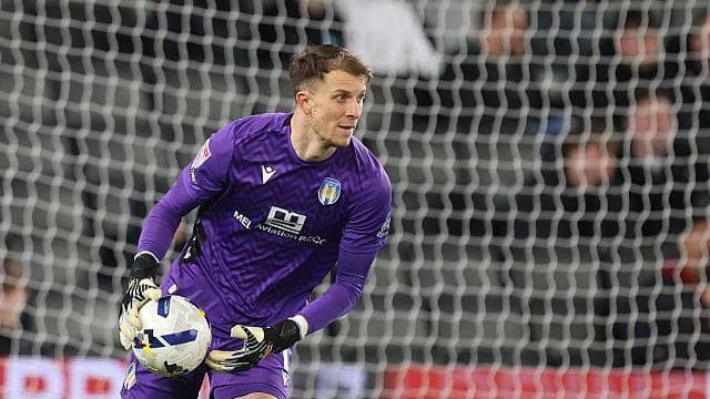 Goalkeeper Macey to leave Colchester
