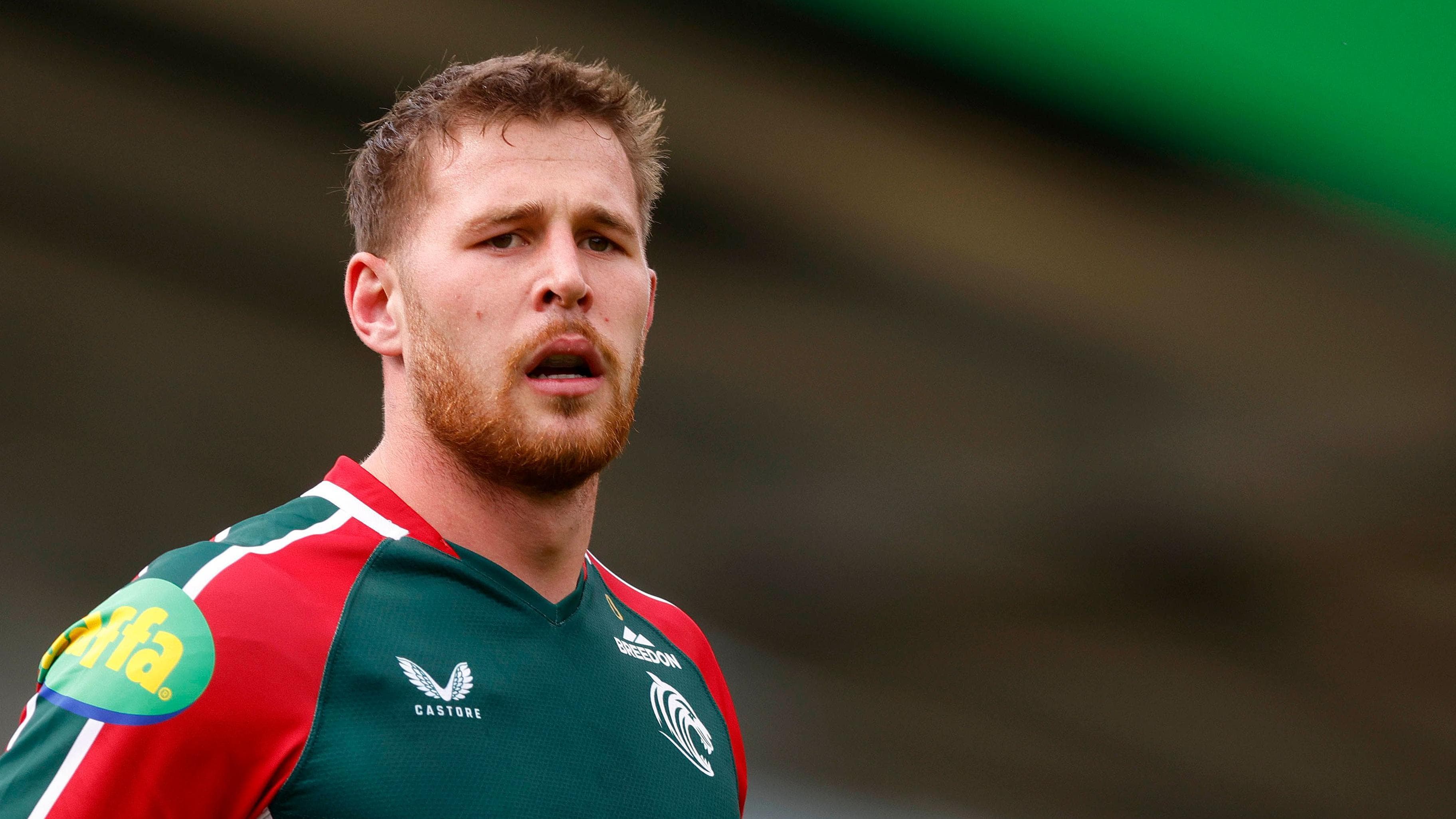 Tigers full-back Steward undergoes thumb surgery