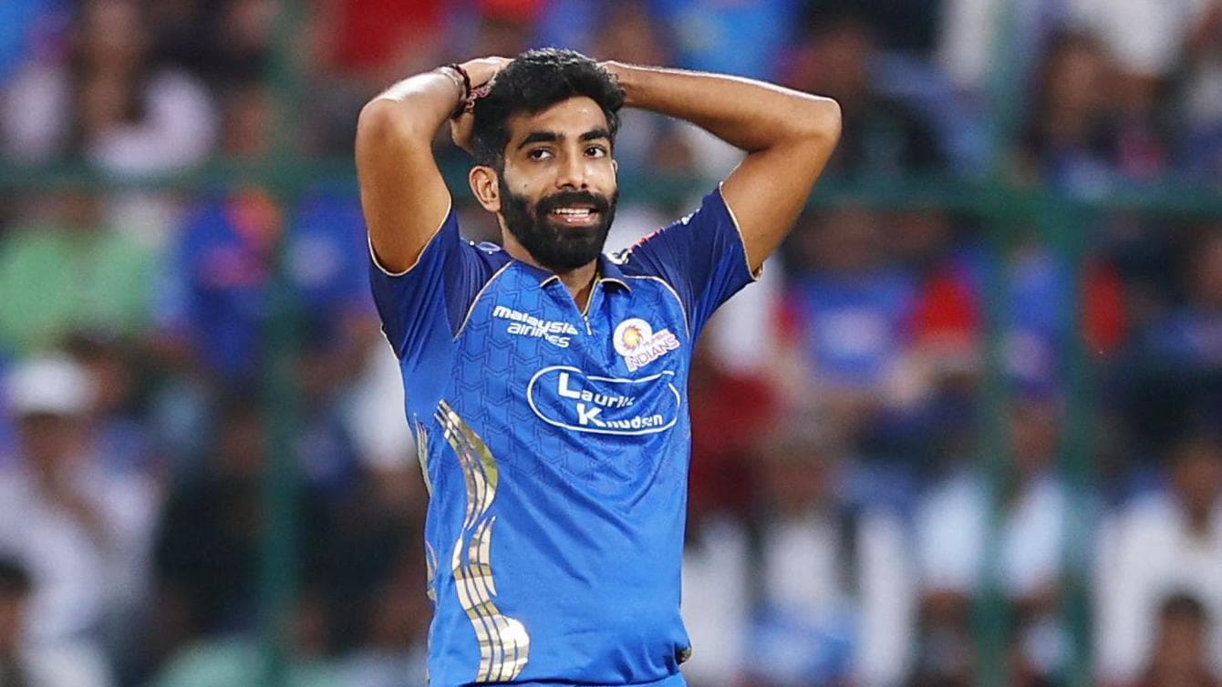 Is Bumrah's lack of wickets a concern for Mumbai?