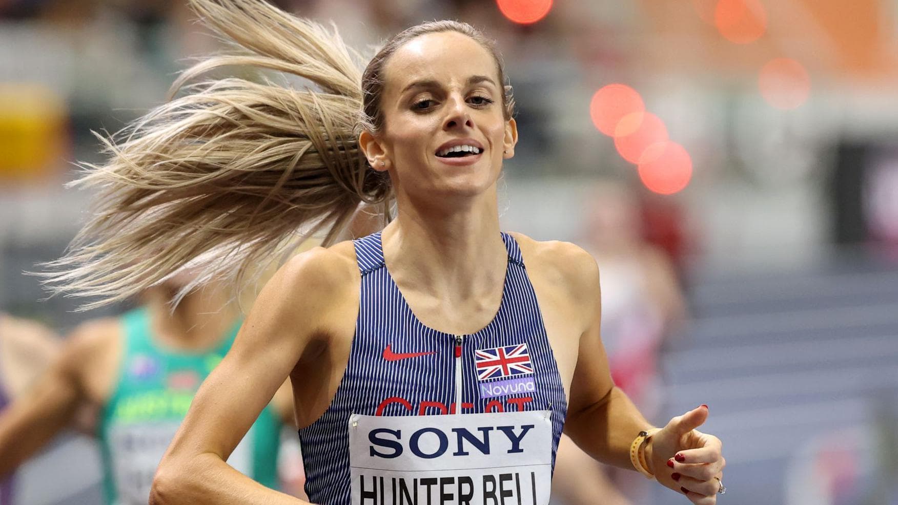 GB's Hunter Bell storms to first global 1500m title