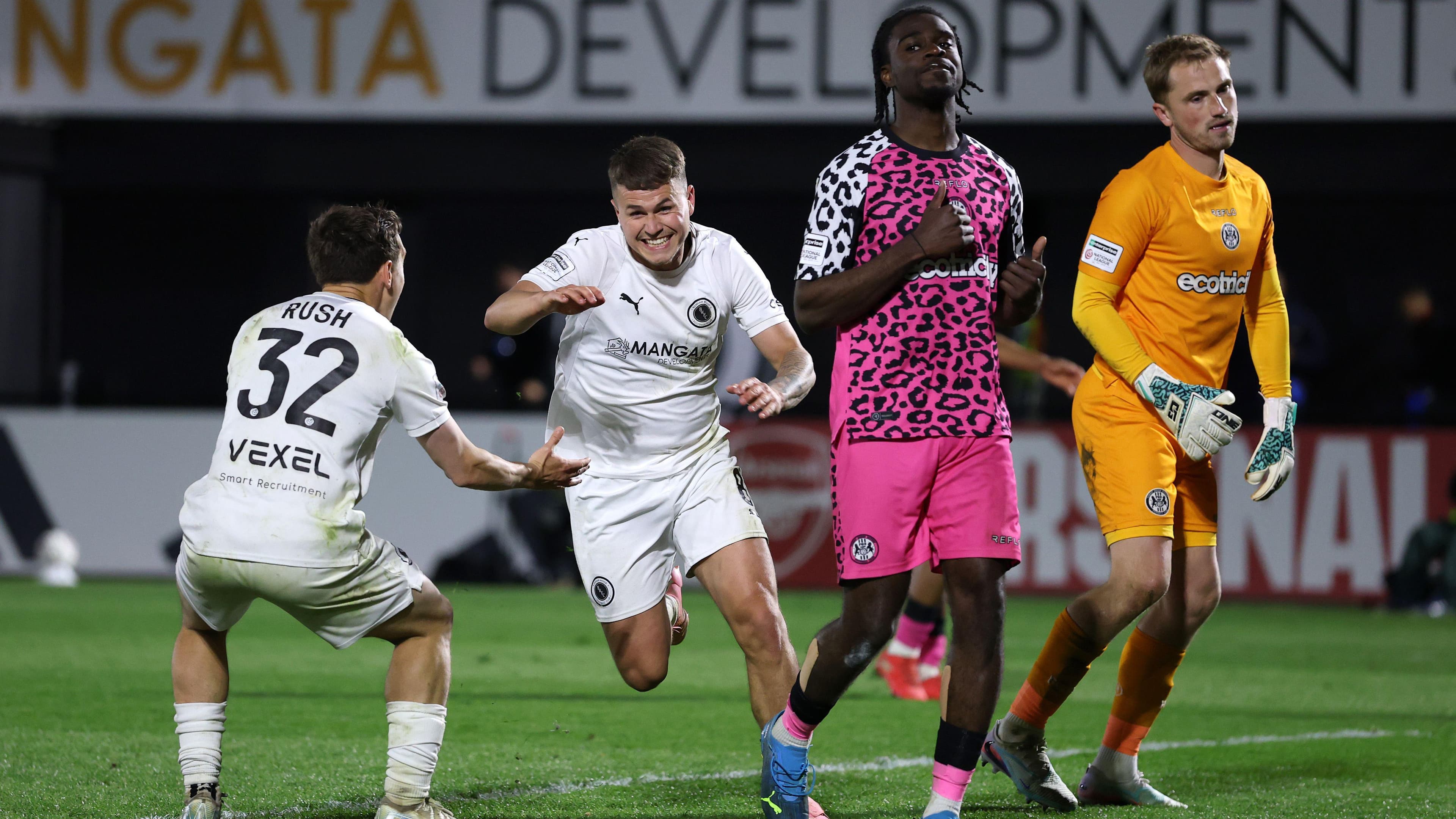 Boreham Wood beat Forest Green to reach semi-final