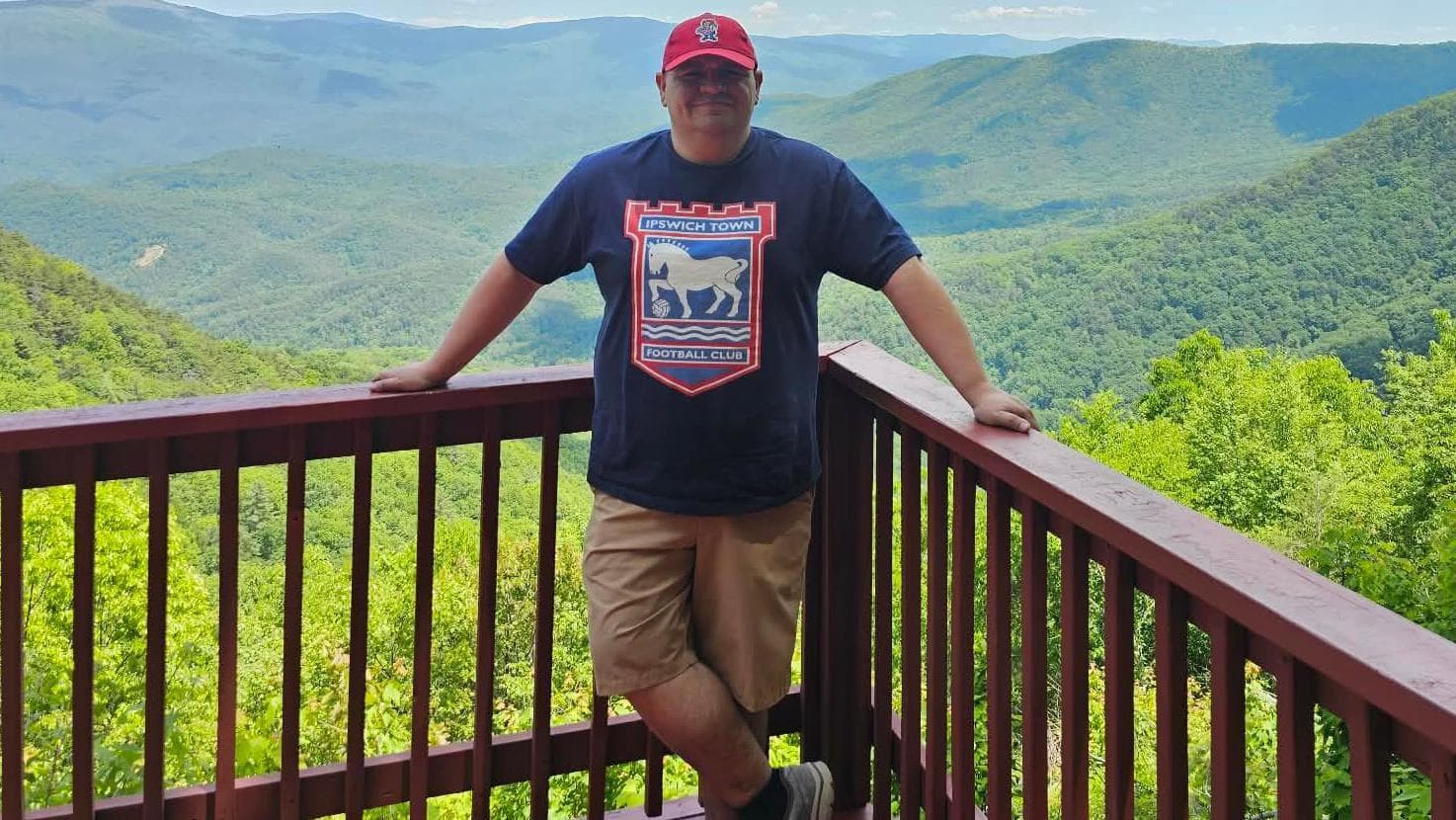 T-shirt blunder sees US man become Ipswich fan