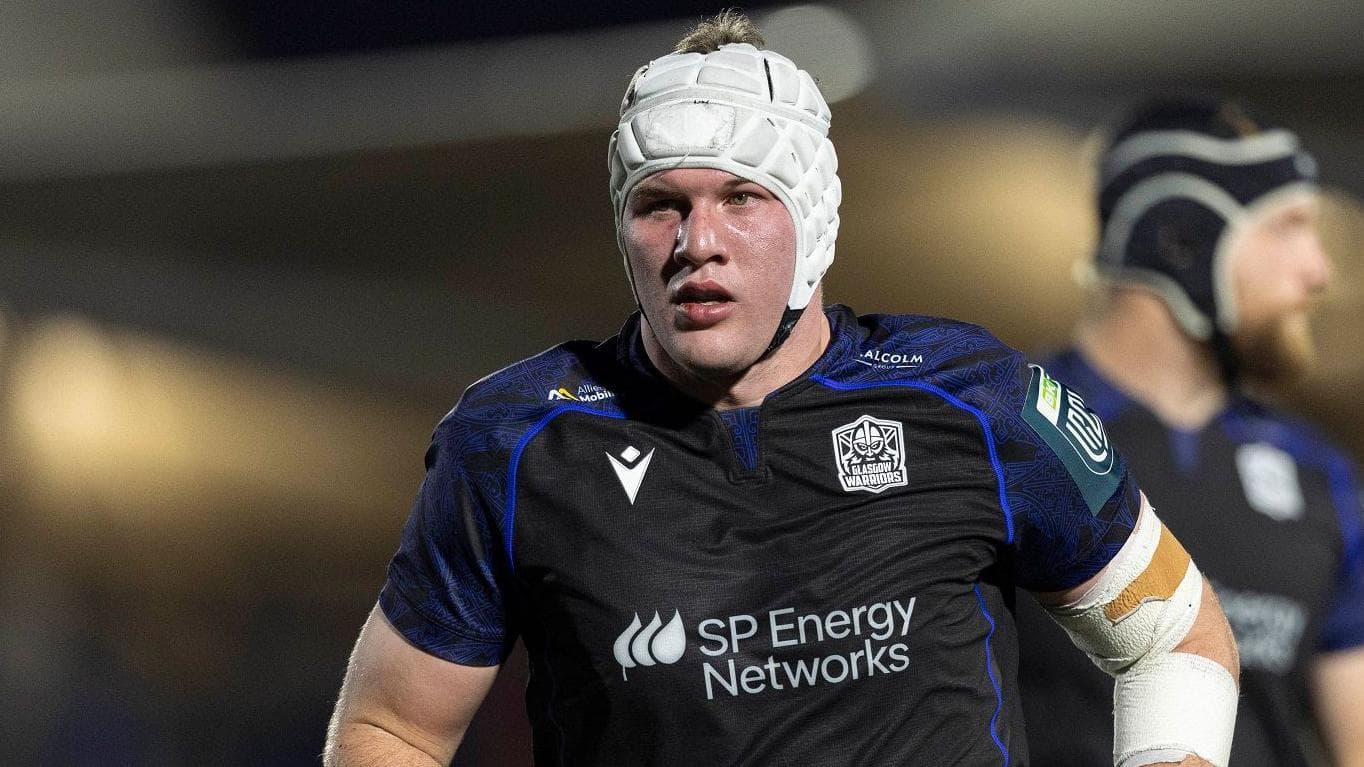 Hiddleston thrilled to extend Glasgow contract