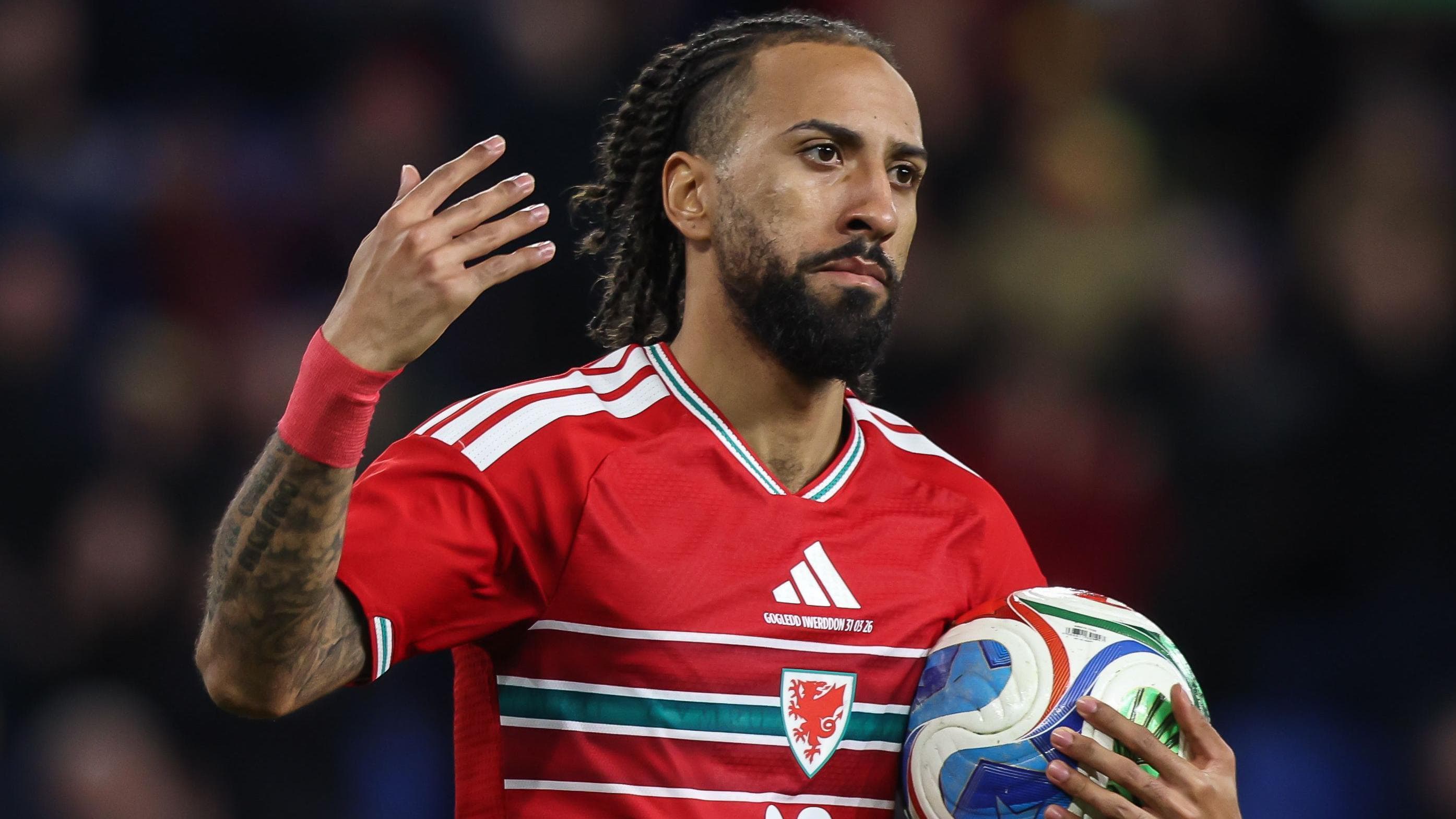 Thomas scores for Wales on international duty