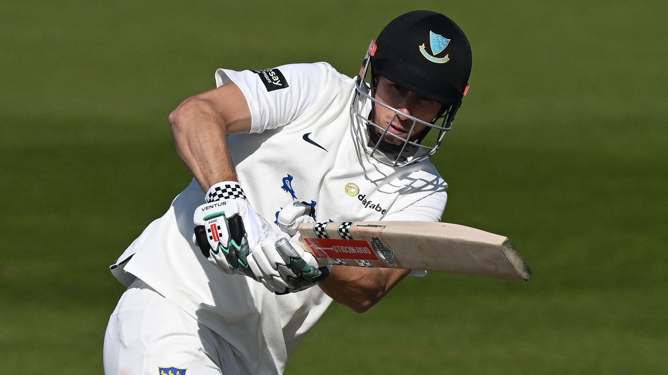 Simpson sets up Sussex with hundred against Yorks