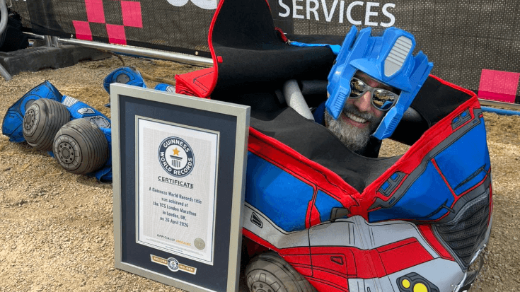 Optimus Prime marathon runner breaks world record