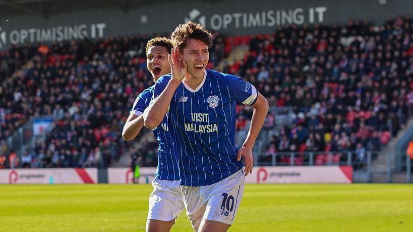 Colwell Lights Up Race with Championship Push!