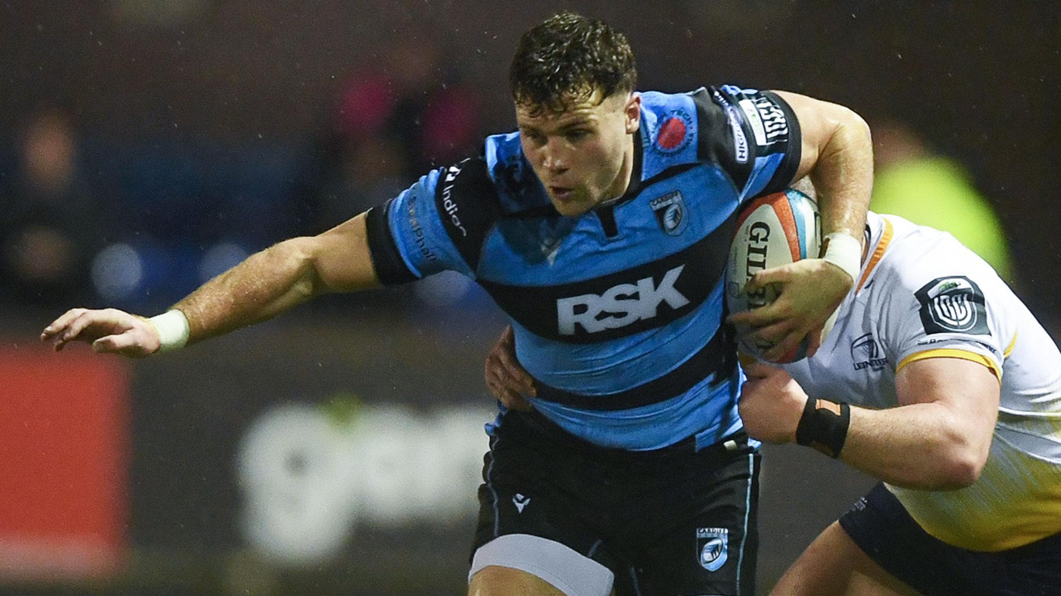 Wales centre Grady signs new Cardiff deal