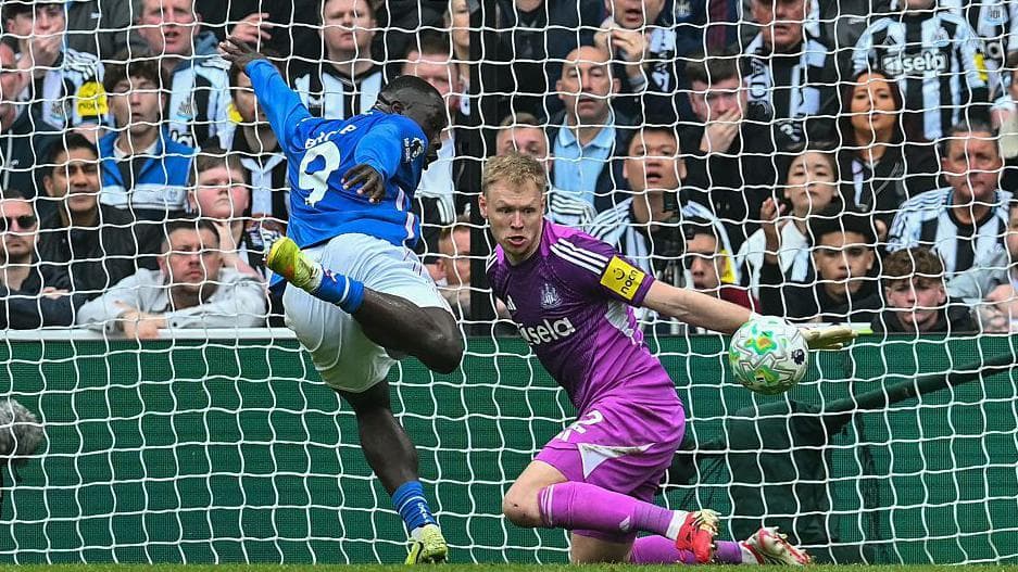 Brobbey scores late winner for Sunderland at Newcastle