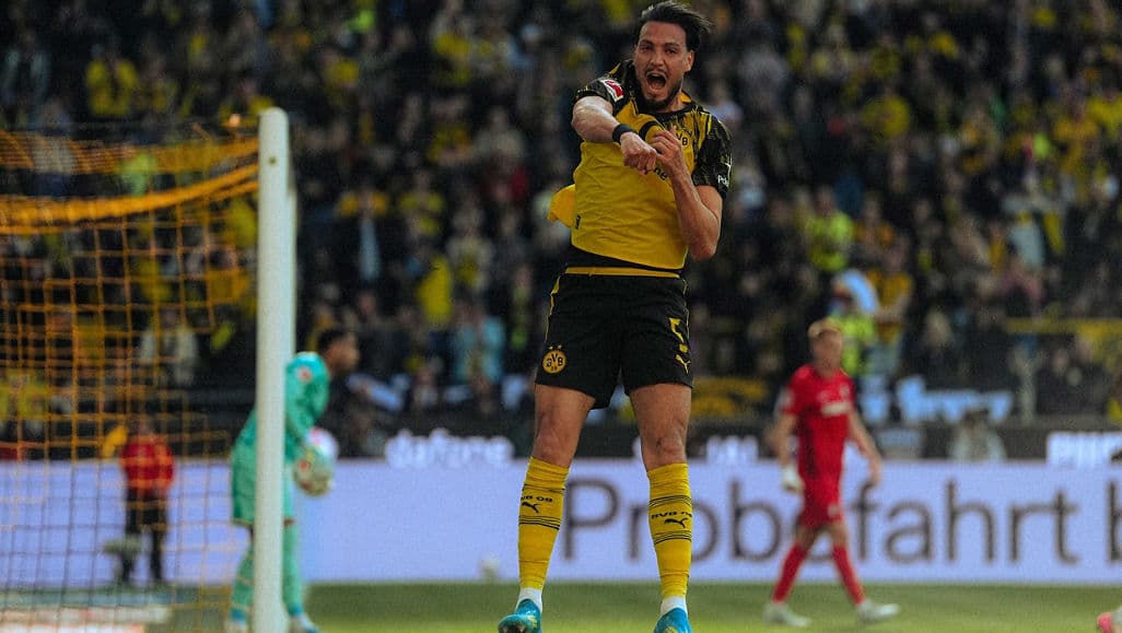 A furious first half powers BVB to 4-0 home win over Freiburg