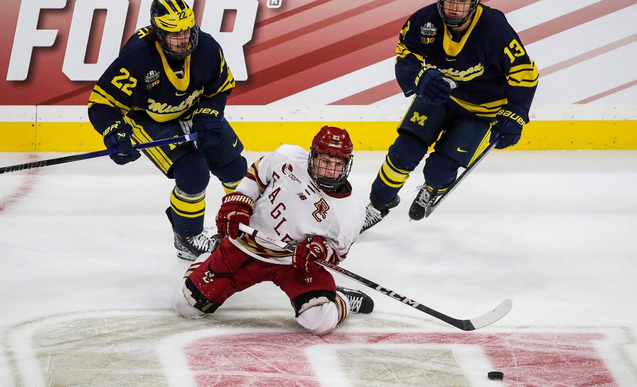 Bruins Fifth-Round Pick Signs in Sweden