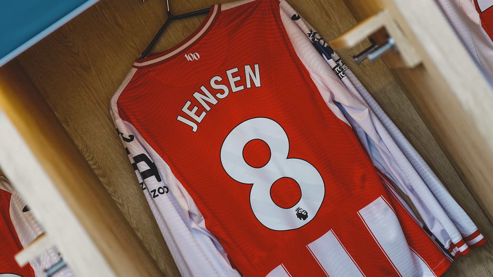 New Headline: Wayne Rooney Returns to Old Trafford with a Bang!