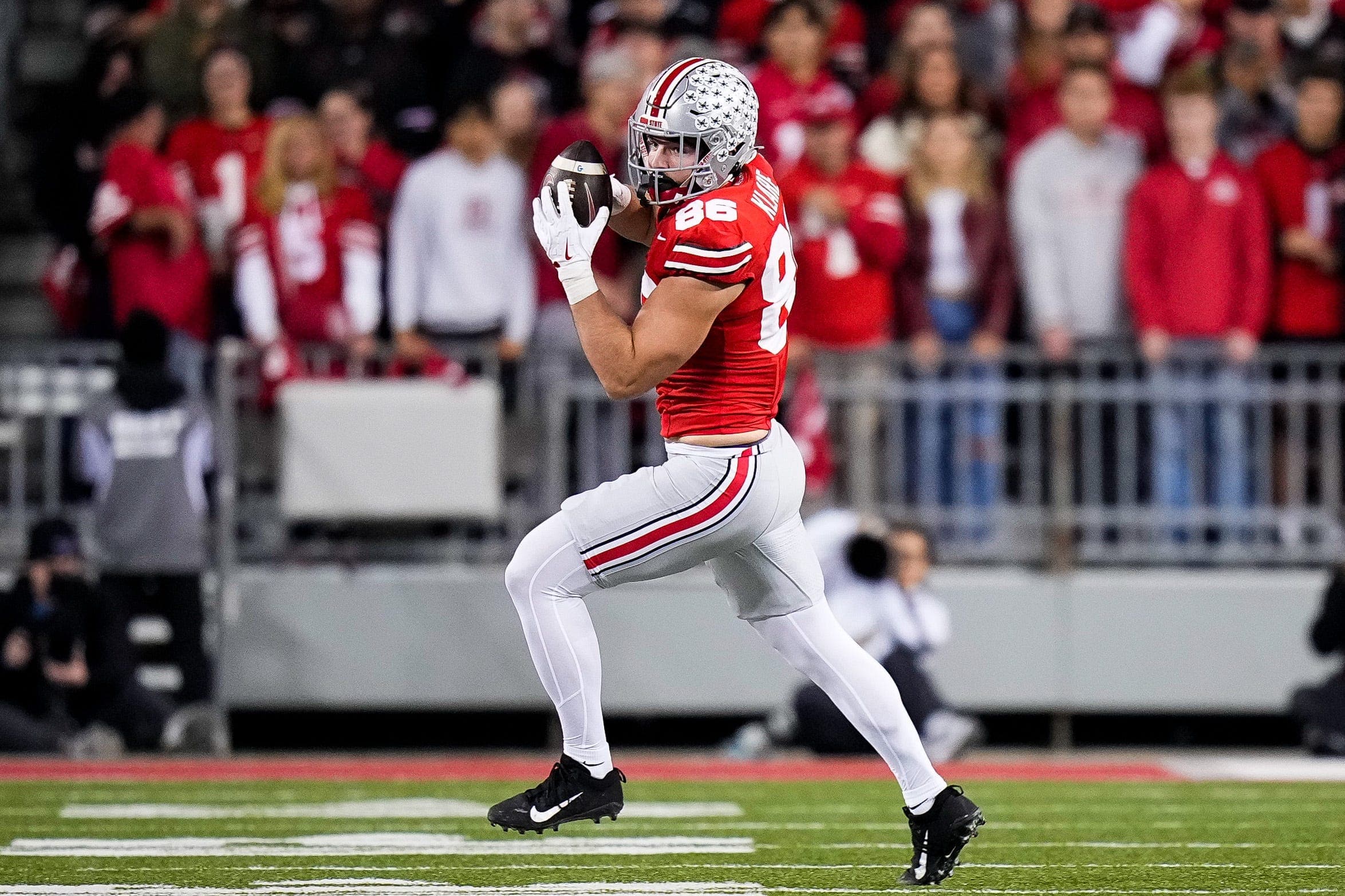 NFL Draft profile and projection for tight end Max Klare