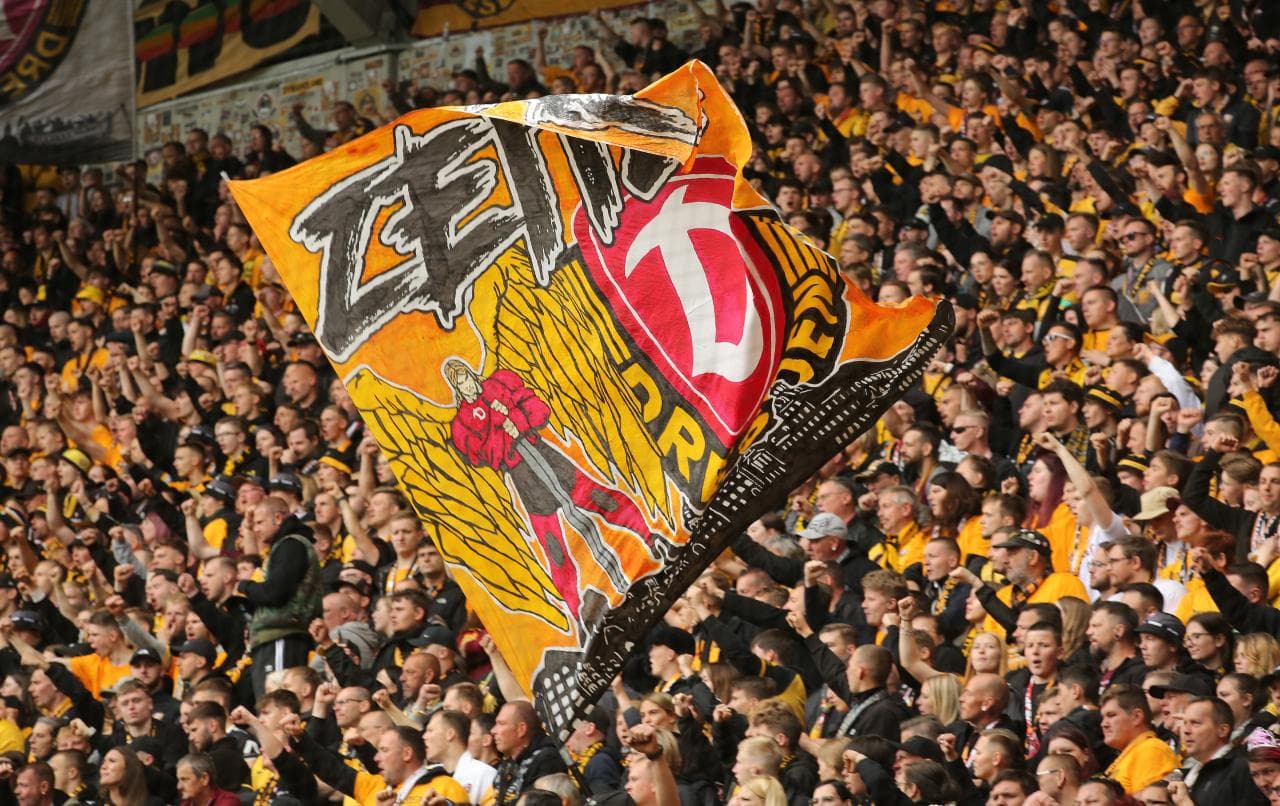 2. Bundesliga: Comical own goal moves Dynamo Dresden out of relegation zone