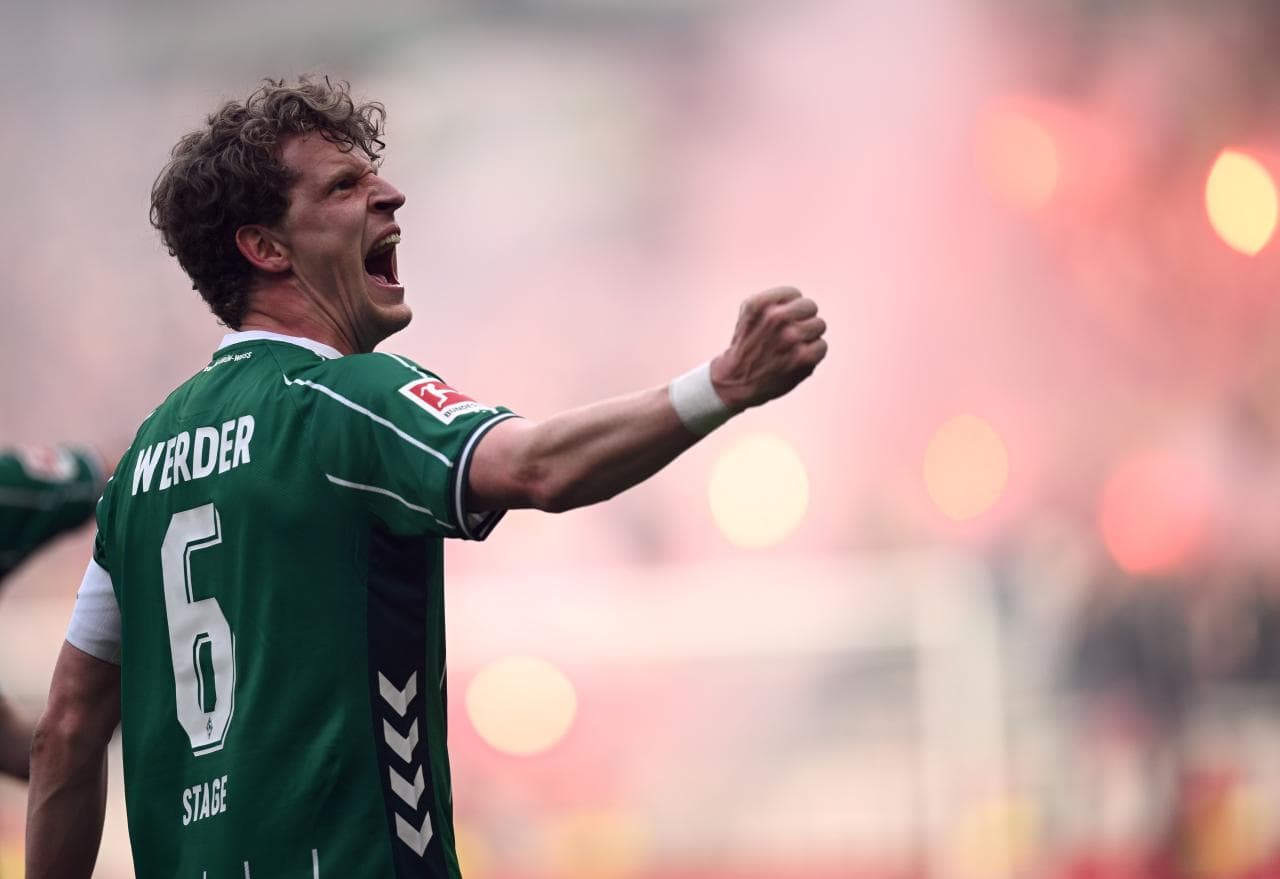Werder secure Nordderby win thanks to Stage brace