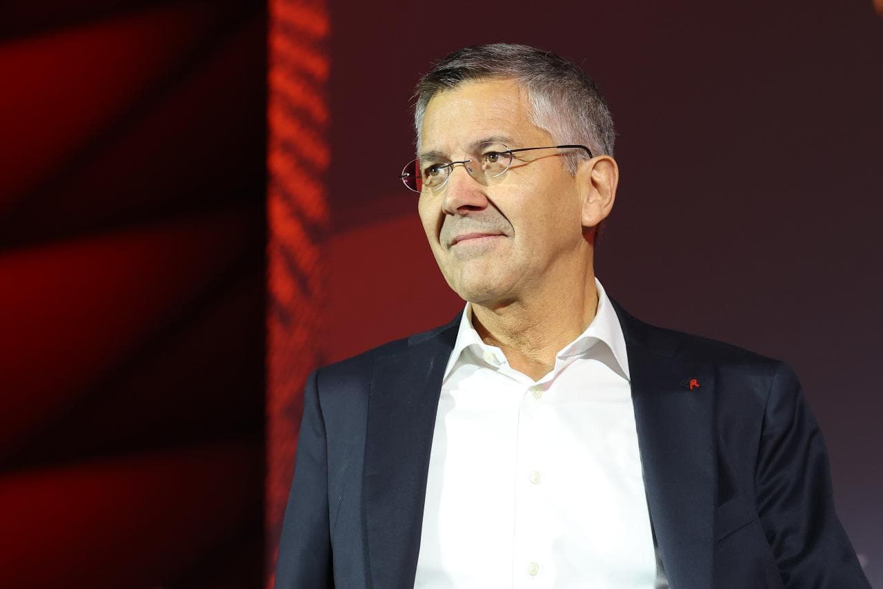 Bayern president Herbert Hainer fires back at Oliver Kahn over Musiala World Cup statement