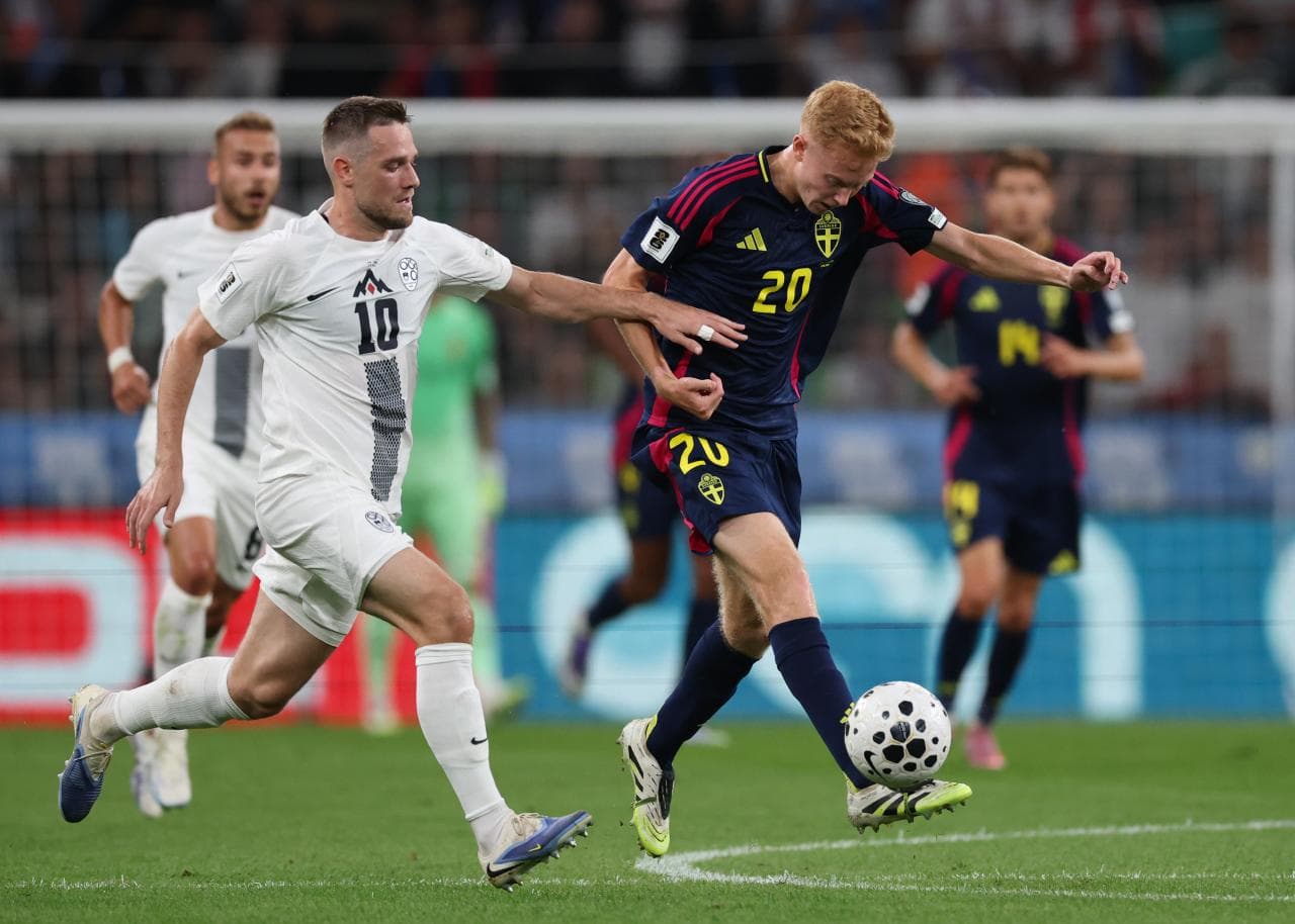 Eintracht Frankfurt boss blasts decision to omit Hugo Larsson from Sweden's World Cup squad