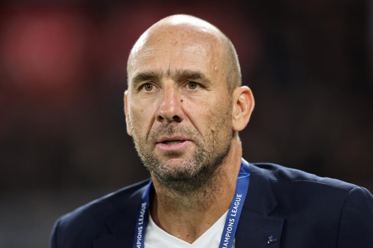 Legends Game: Thiago scores against BVB before Zidan and Koller seal draw at Anfield