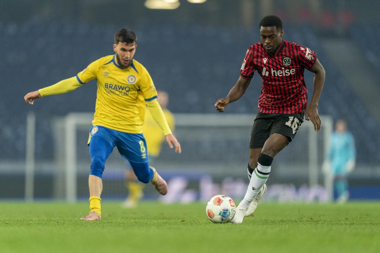 Frankfurt one of multiple Bundesliga clubs keen on Bayern's Noel Aseko