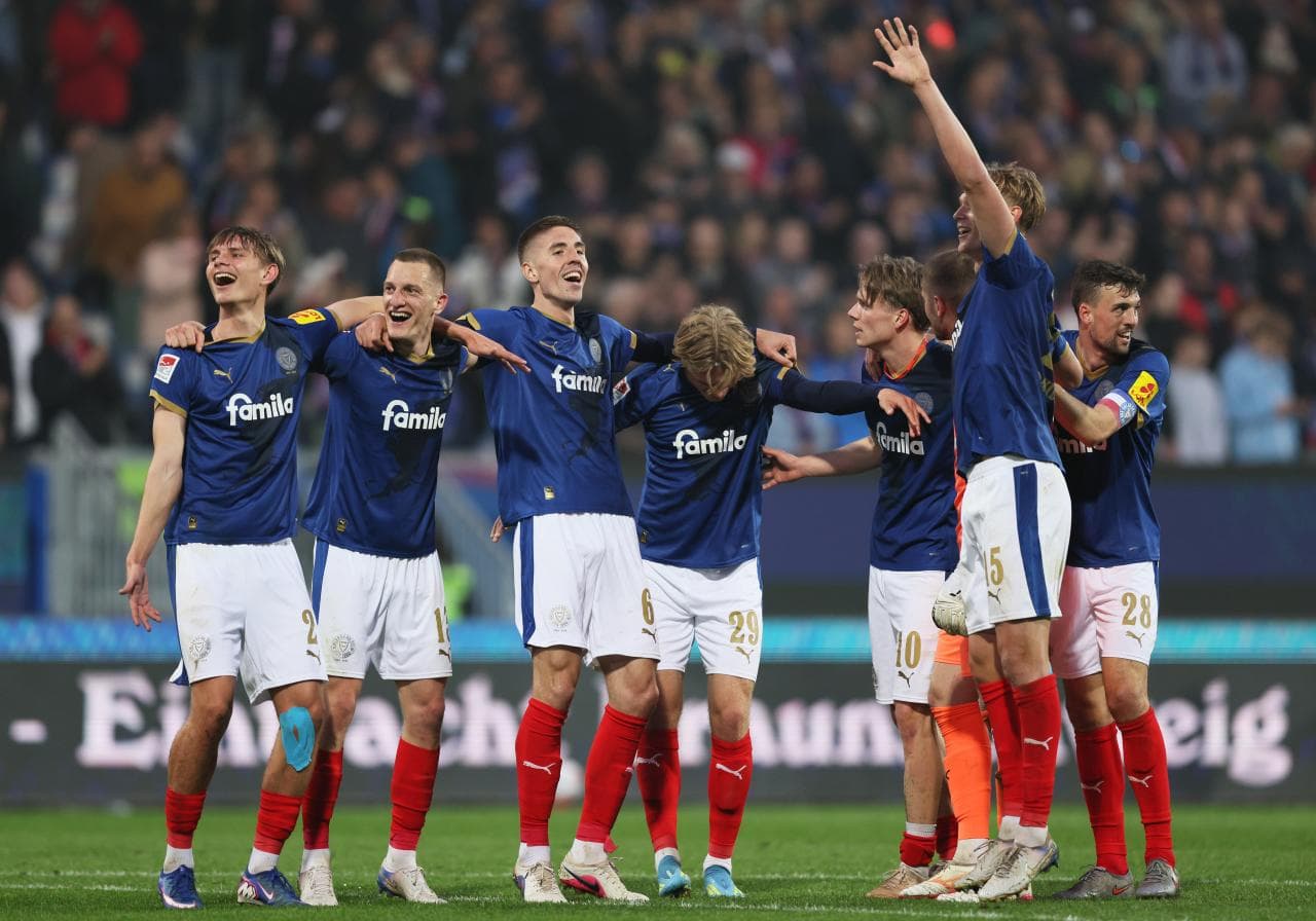 2. Bundesliga: Kiel thump Kaiserslautern to boost survival hopes