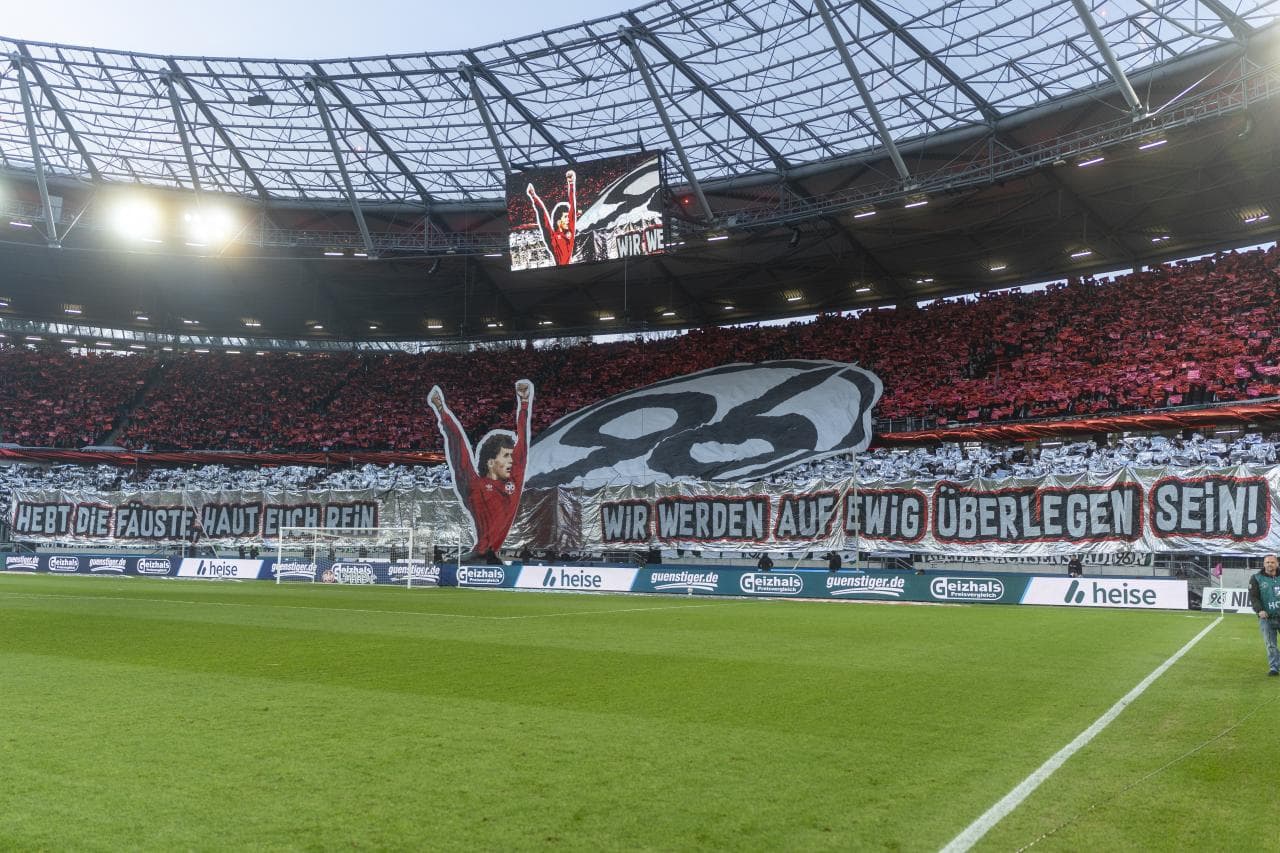 Confirmed 2. Bundesliga Lineups: Hannover 96 vs. SC Paderborn