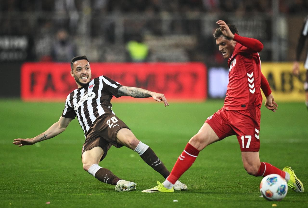 St. Pauli attacker suffers "complex" knee injury