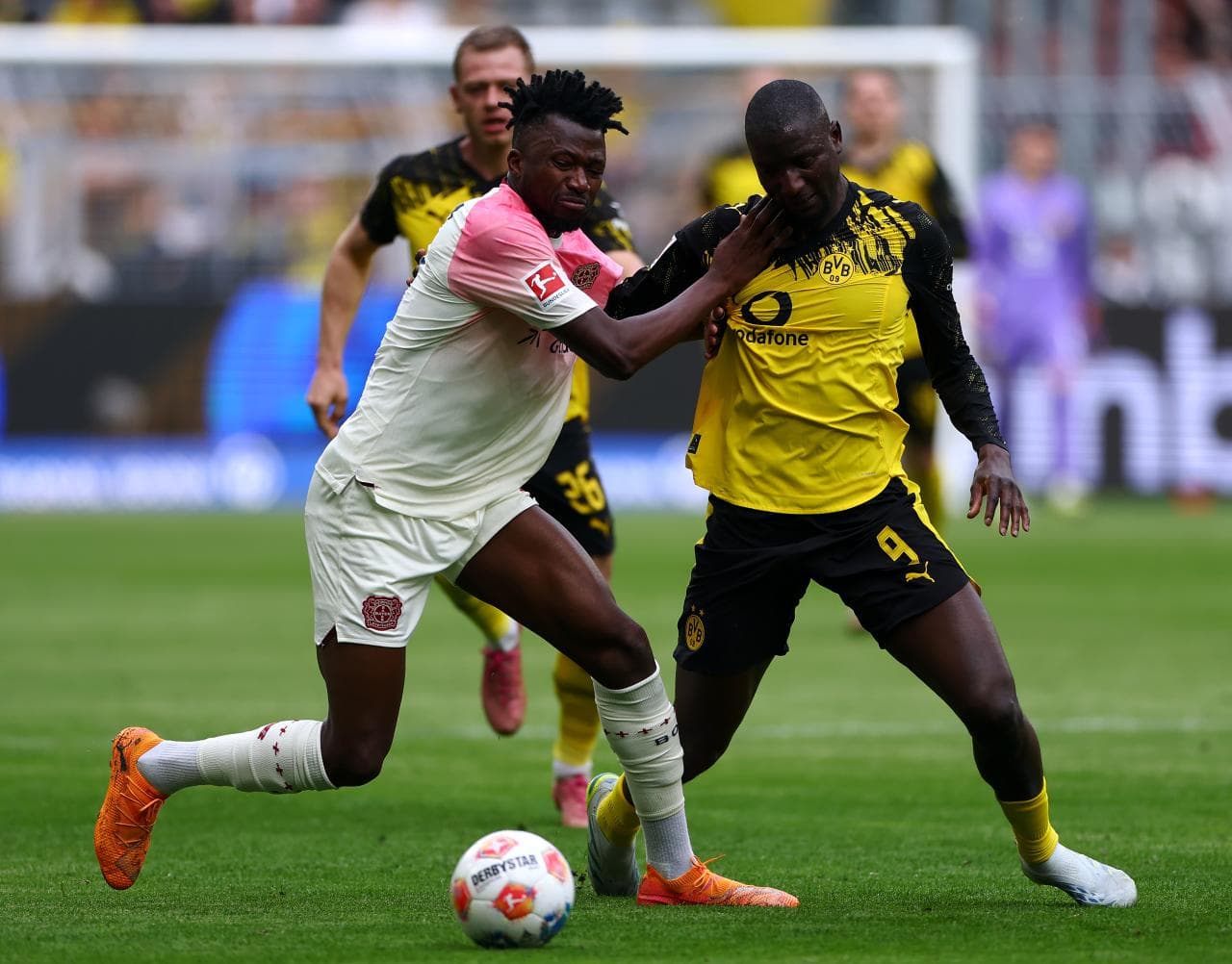 "We'll see what happens" – Tapsoba addresses speculation over his Leverkusen future