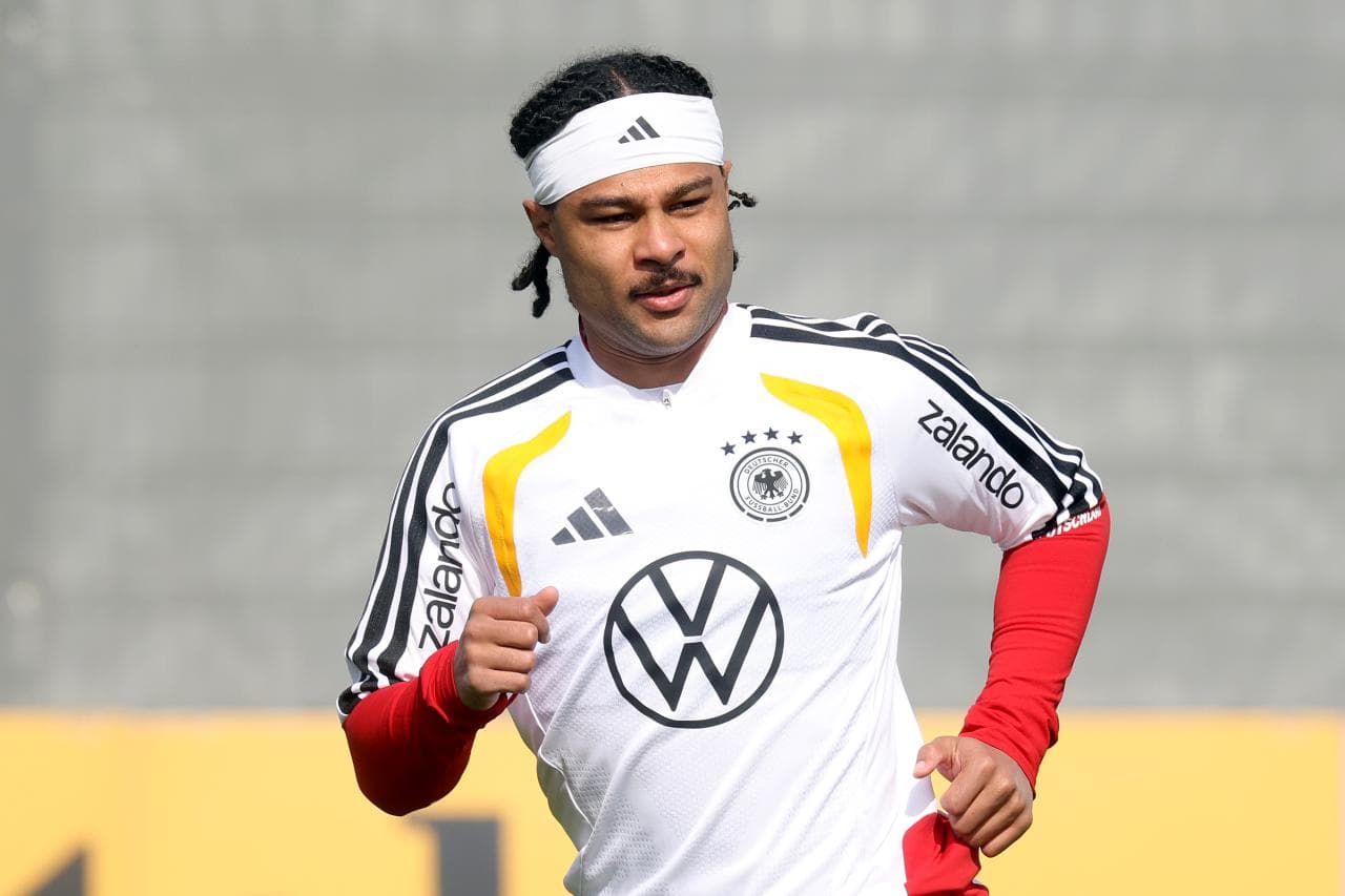 Philipp Lahm: Gnabry injury a "bitter" blow for Bayern and Germany