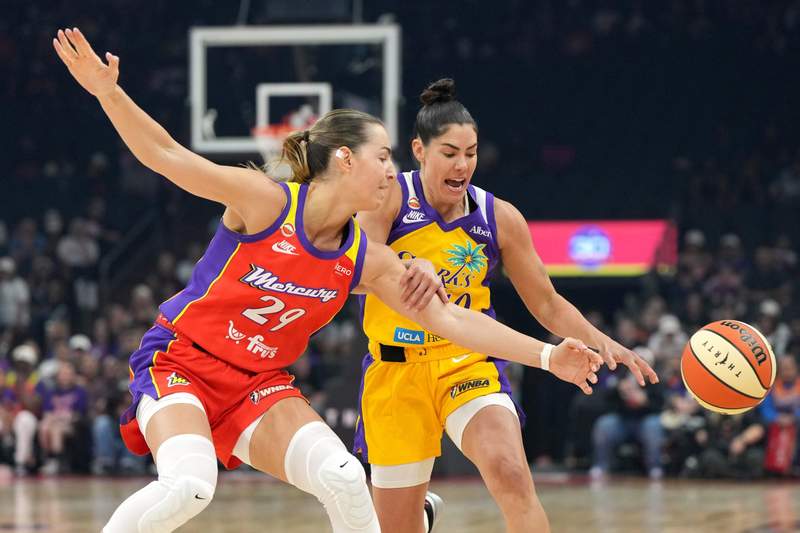 Defense continues to haunt Phoenix Mercury in anniversary night loss