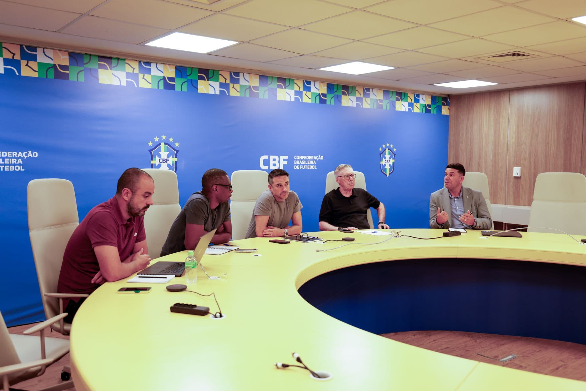 National team staff attend FIFA refereeing meeting for 2026 World Cup