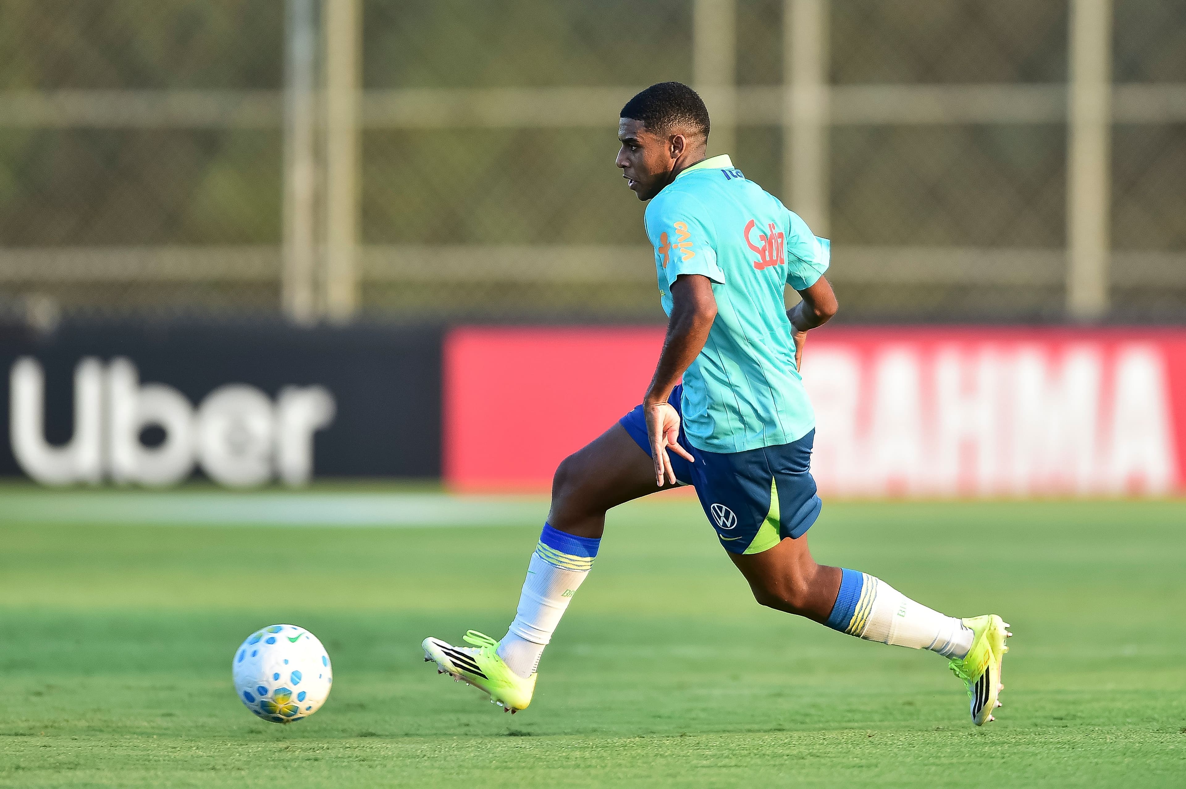 At home, Guilherme highlights his adaptation to Brazil Under-20s