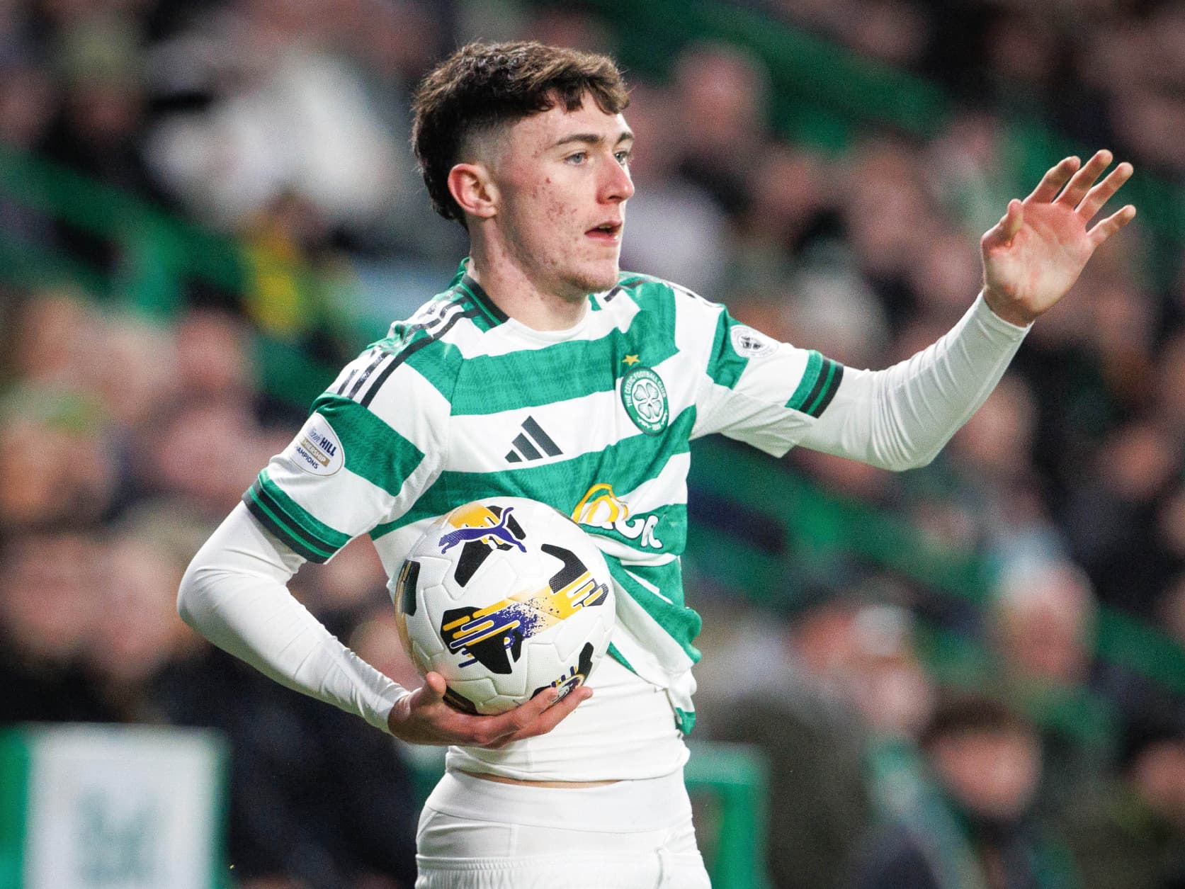 New Headline: Celtic Champions Aim to Dominate Motherwell in Heartening Championship Match