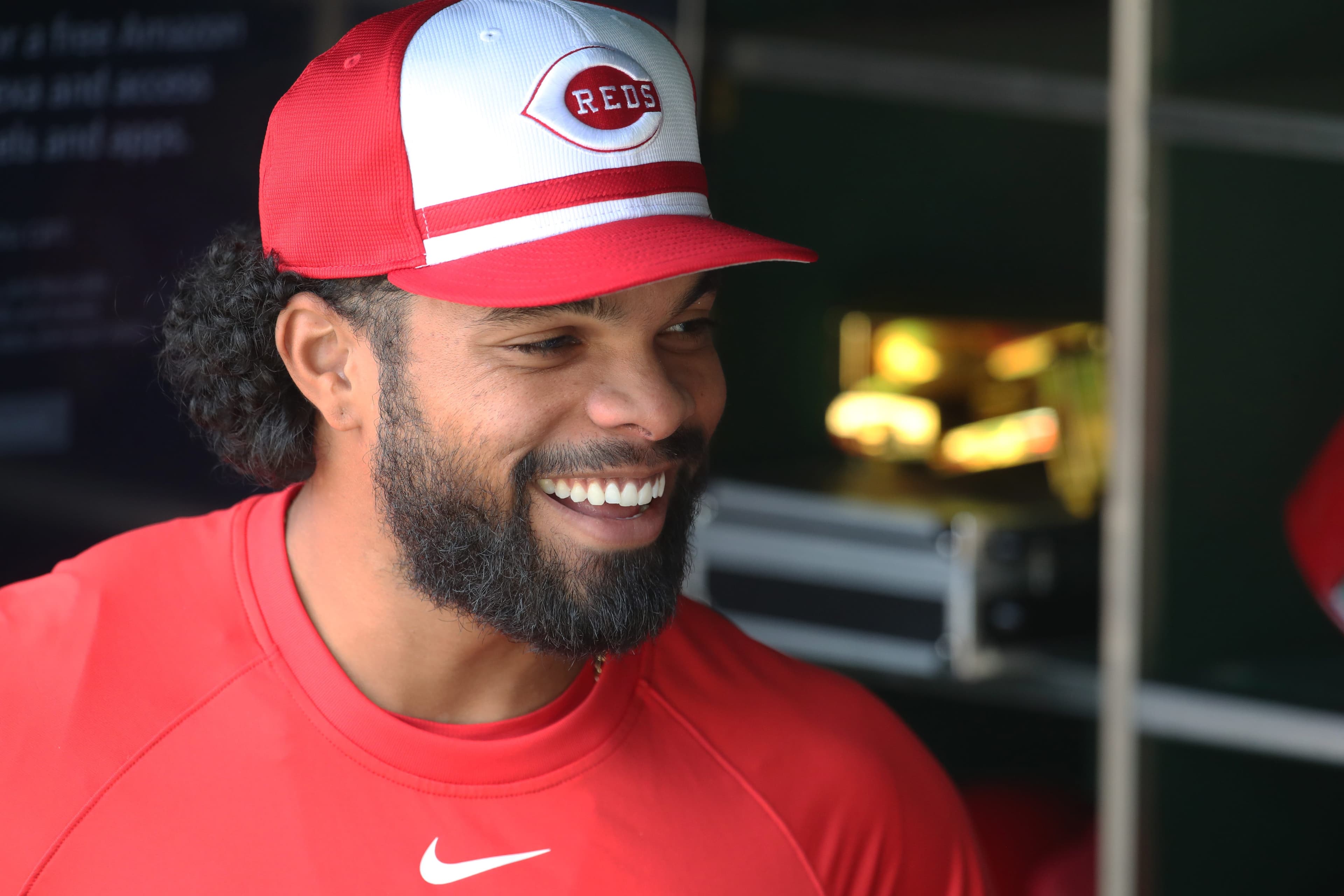 Watch: Rece Hinds hits walk-off home run for Triple-A Louisville