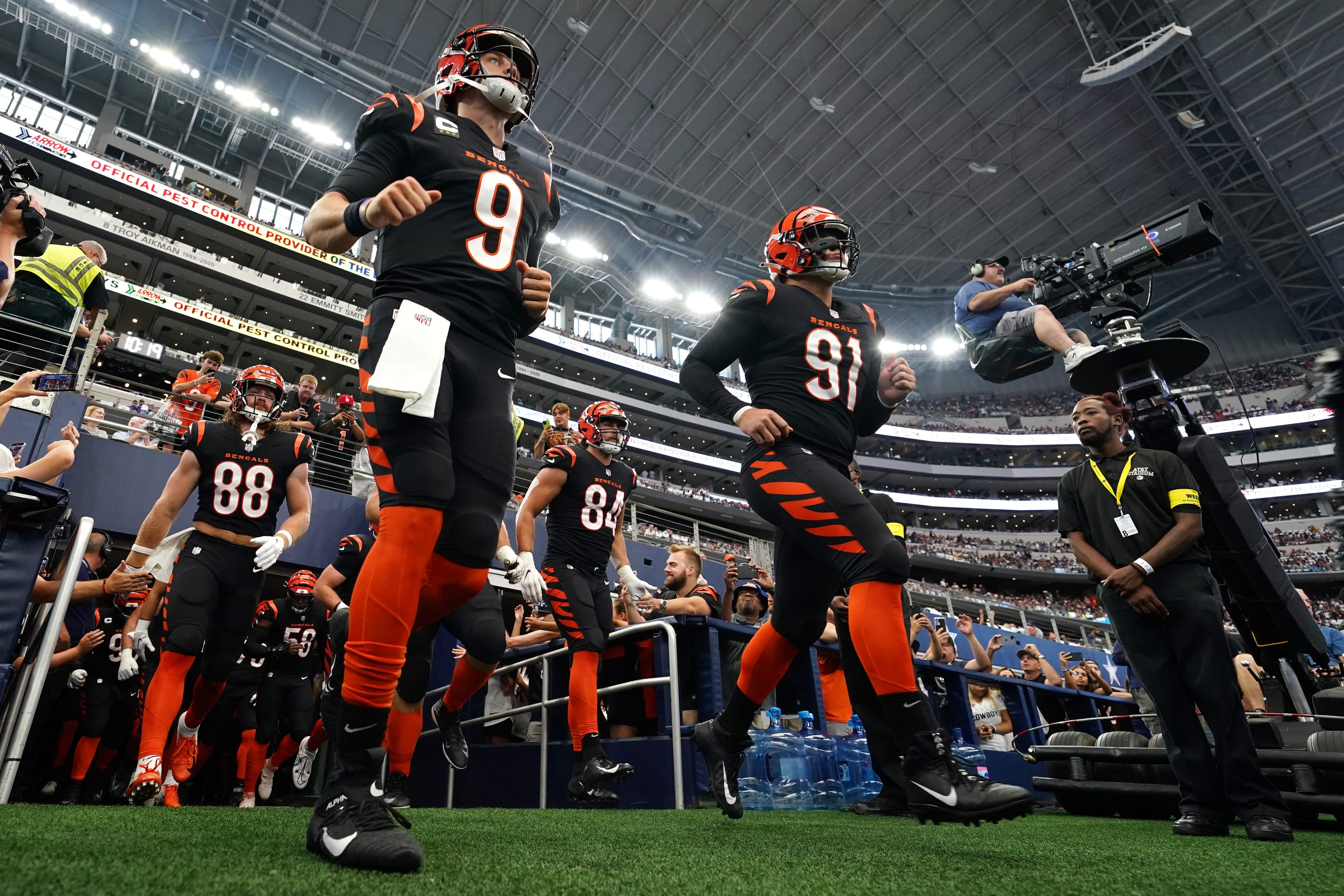 Joe Burrow on Trey Hendrickson joining Ravens: 'Not very surprising.'