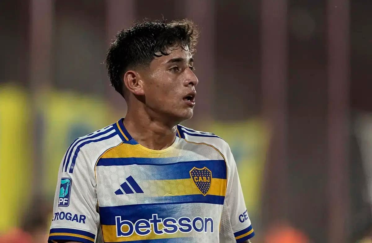 Manchester City owners monitoring £15M Argentine teenager on brink of National Team