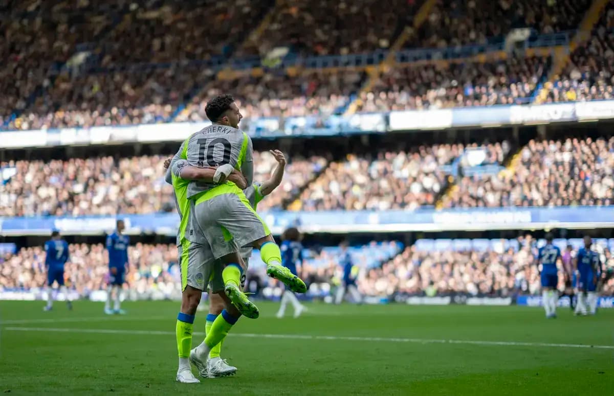 Marc Guehi snubs Premier League Player of the Match award in favour of Man City teammate