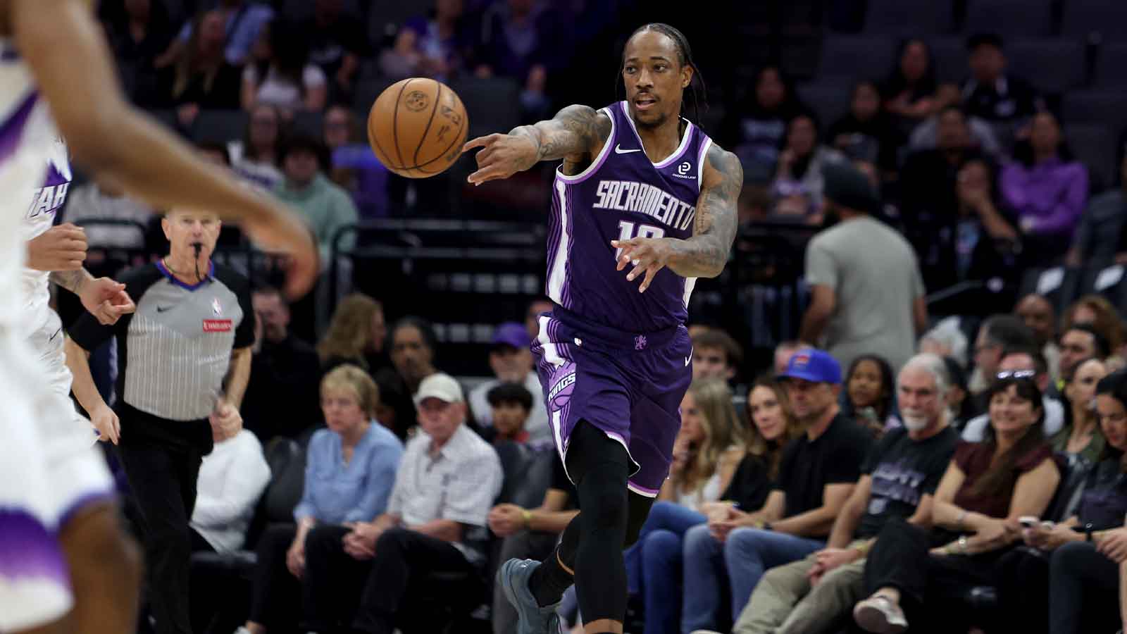 DeMarcus Cousins' Dad Leads Kings in Domination!