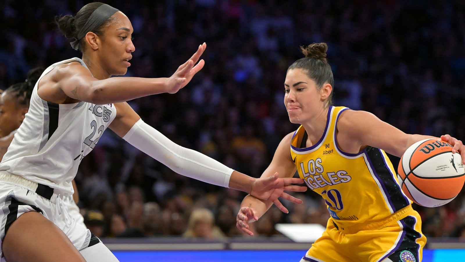 Punchy & Fan-Friendly: "WNBA and WNBPA Talks Stalled Again! Why Stability in Revenue Distribution Still Frustrates Fans