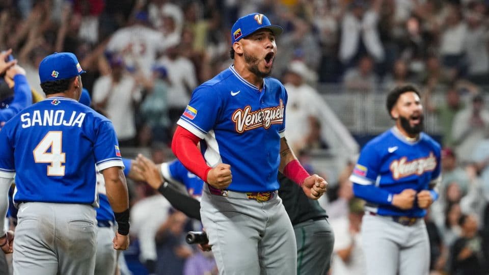 Venezuela Dominates Italy in Shocking 2023 World Boxing Championship Victory!