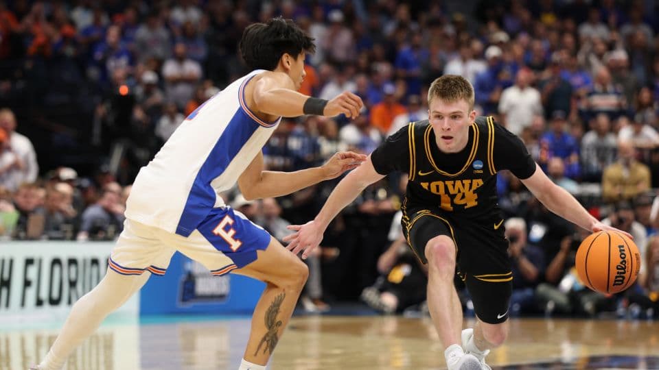 The defending champ goes down, another buzzer-beater and the Sweet 16 is set. Catch up on Sunday’s March Madness action